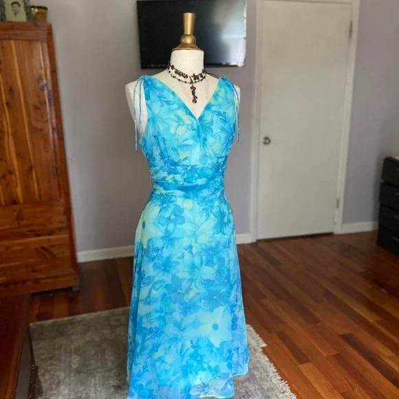 Connected Apparel Y2K Fairy Blue Floral Chiffon Midi Dress Ruched Waist Size 14 - Picture 2 of 8